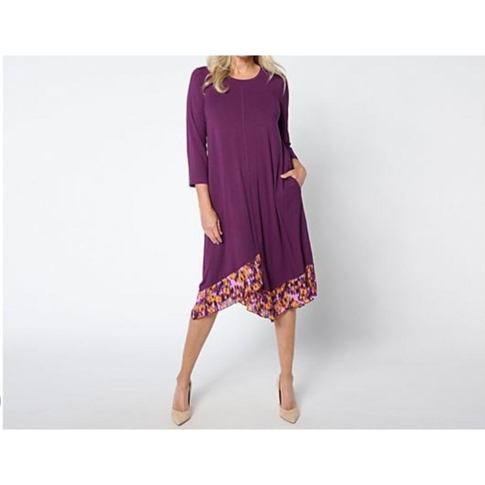 Logo Lori Goldstein Size M Black Cherry Stepped Hem Dress A659296 NWOT